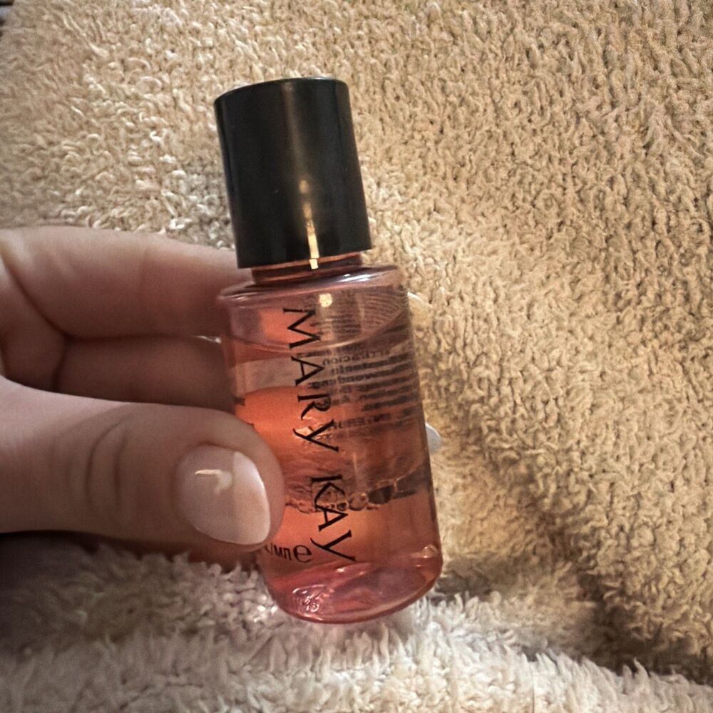 Mary Kay® Oil-Free Eye Makeup Remover - 1 oz - travel size - NEW